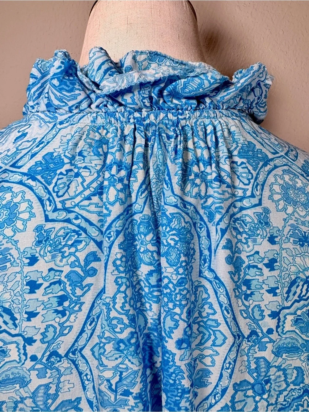NicoBlu Chloe Flutter Sleeve Top in Turquoise Paisley Size Small